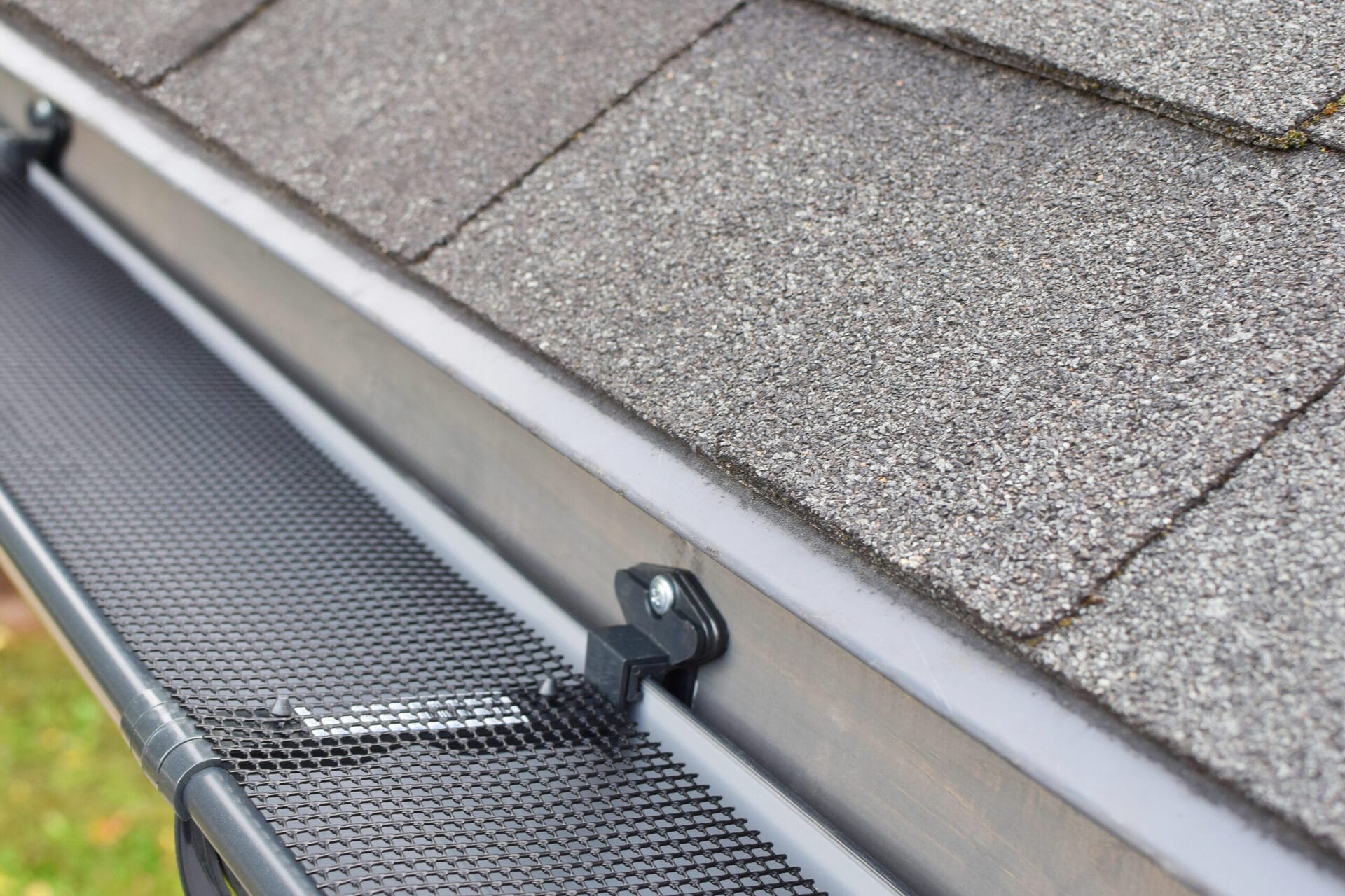 A roof with a drip edge installed on it.