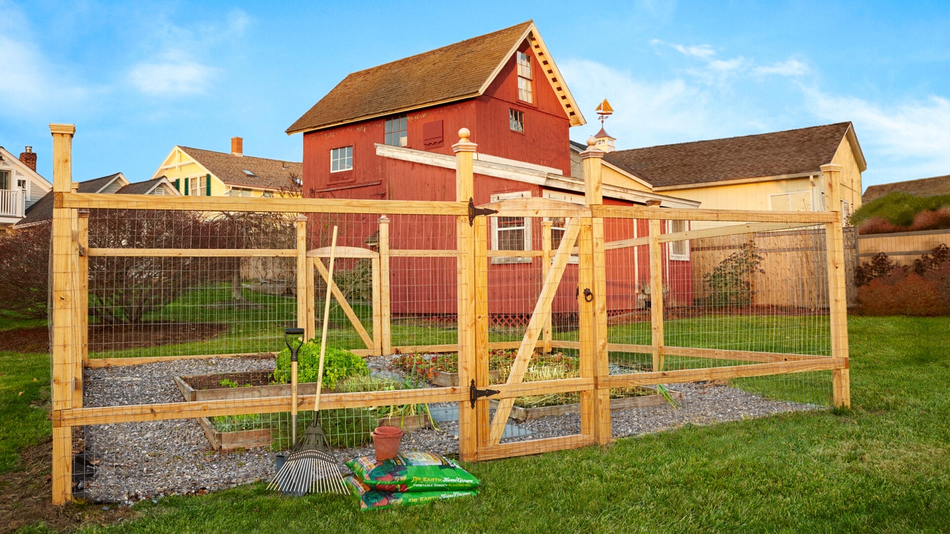 How to Install an Affordable Fence in Just One Weekend How to Install an Affordable Fence in Just One Weekend