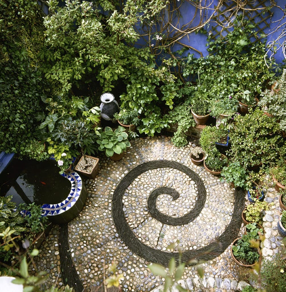 0510_pebble_mosaic