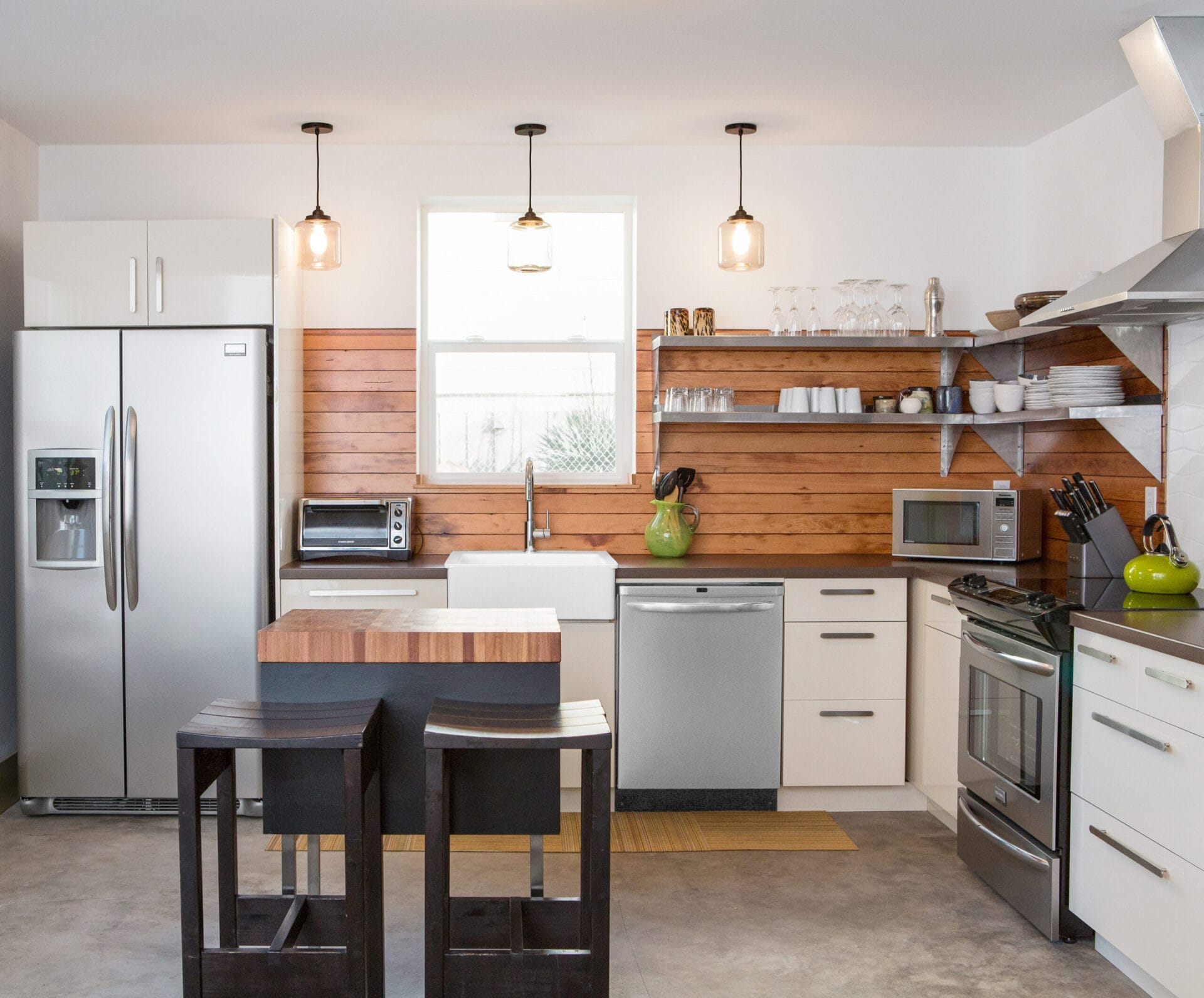 wood_backsplash