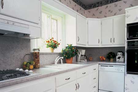 Cabinet Refacing: Everything You Need to Know