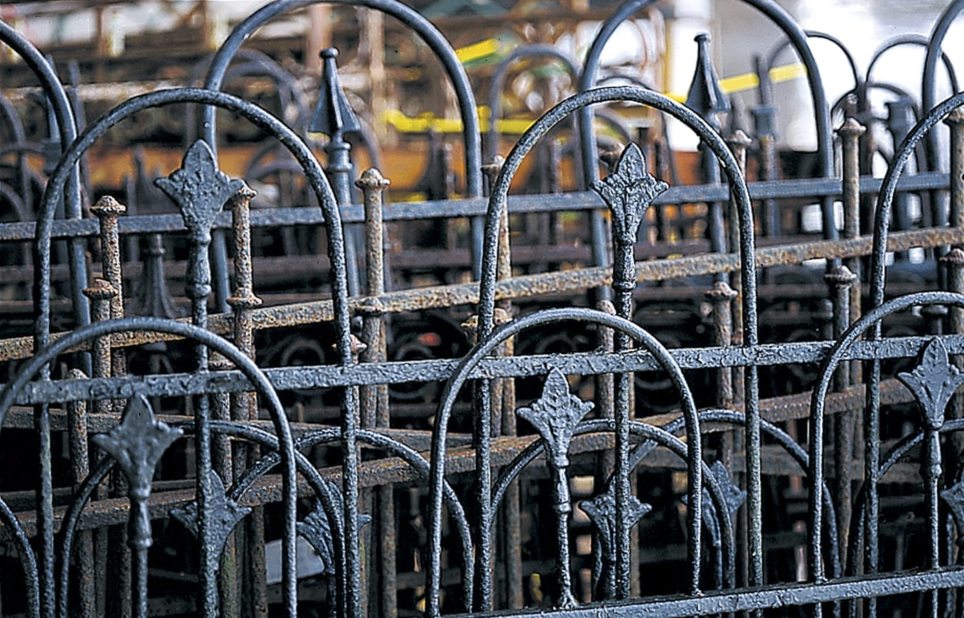 iron_fences_x