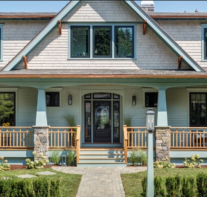 Front porch with columns.