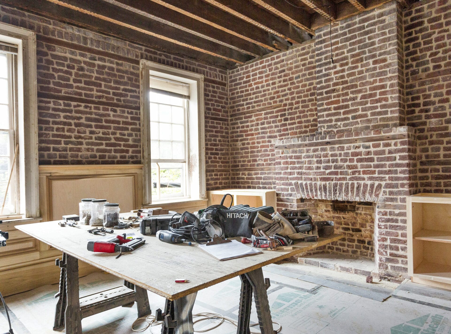 Exposed interior brick walls.