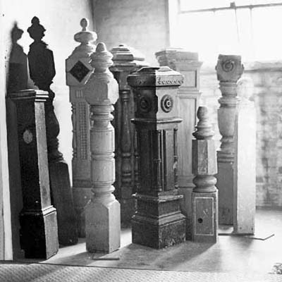 Newel posts
