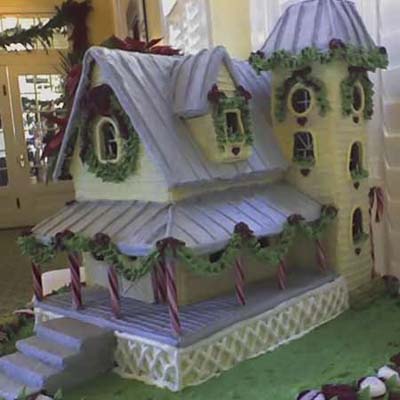 Gingerbread ski cabin