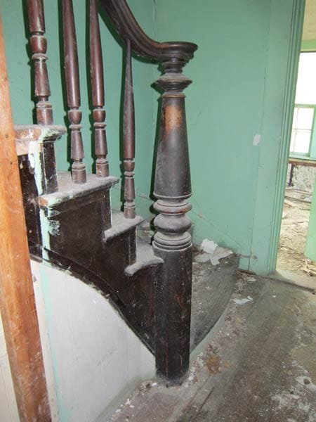 A newel post