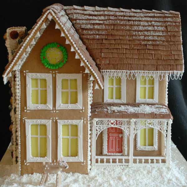 An Old Kentucky Home gingerbread house