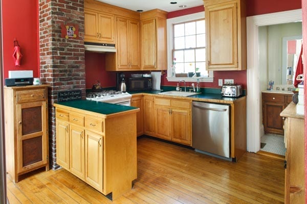 Outdated kitchen.