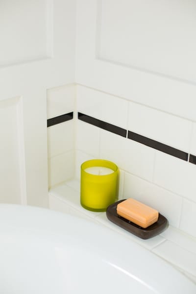 06_gracious_bath