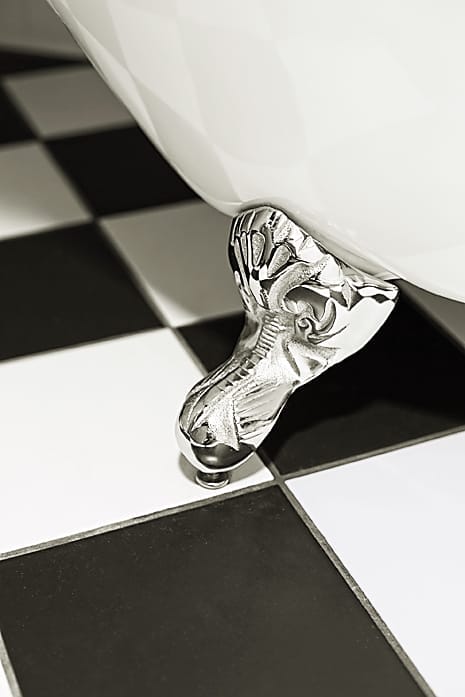 05_gracious_bath