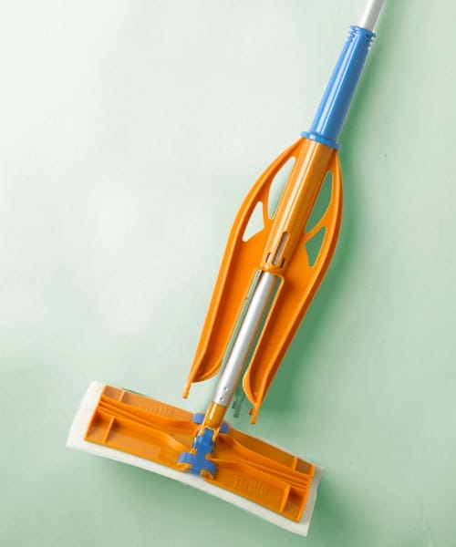 Brillo Sweep and Mop