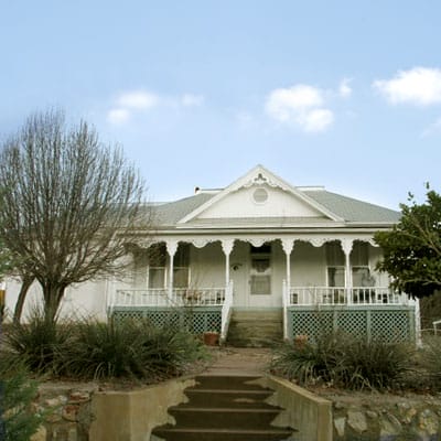 A white house in New Mexico