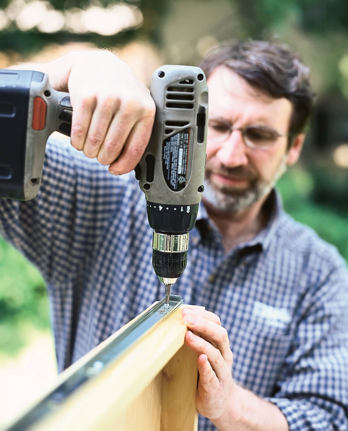 attaching slides to the shelf