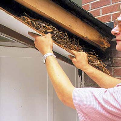 removing old soffit from a home