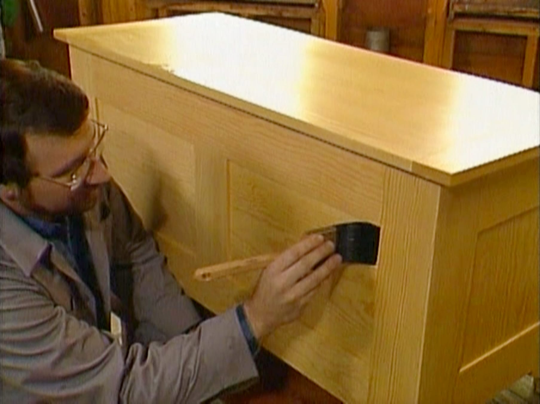 0104_blanket_chest