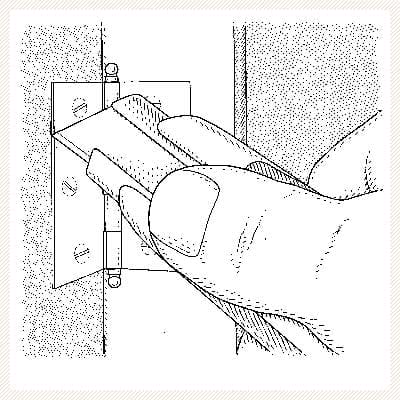 Illustration of loosening the hinge