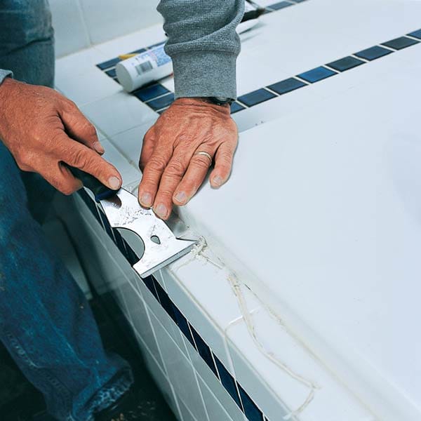 removing_caulk