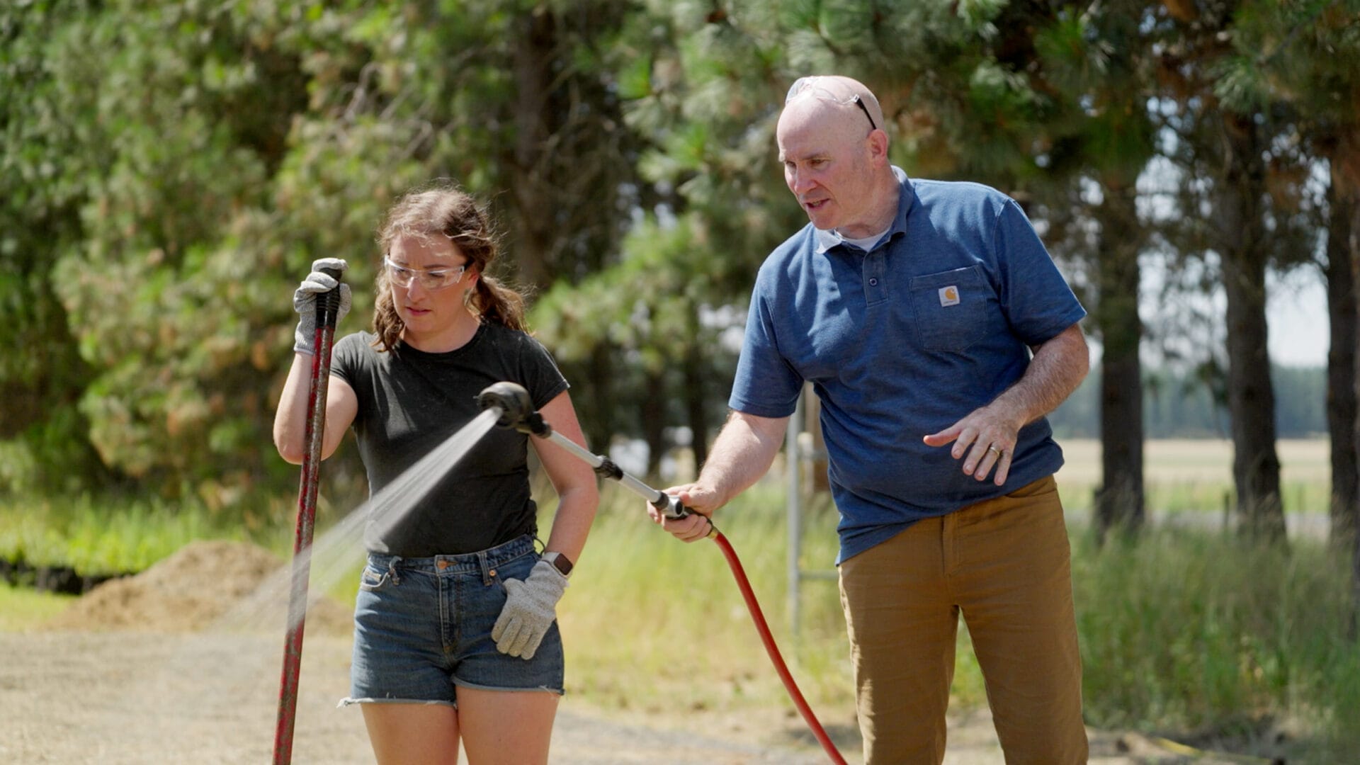 S24 E23: Mark McCullough helps a pair of homeowners renovate their front walk from uneven flagstone to smooth, flat concrete pavers