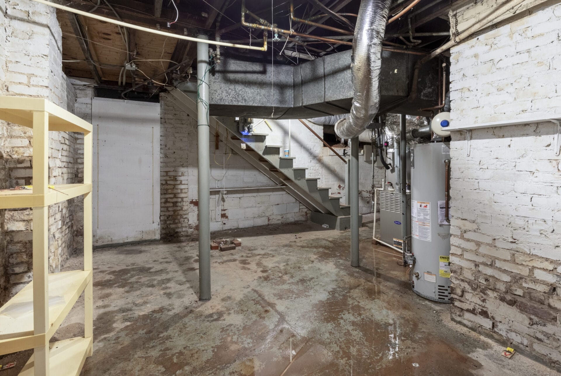 How to Dry out a Wet Basement