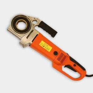 Pipe threading machine
