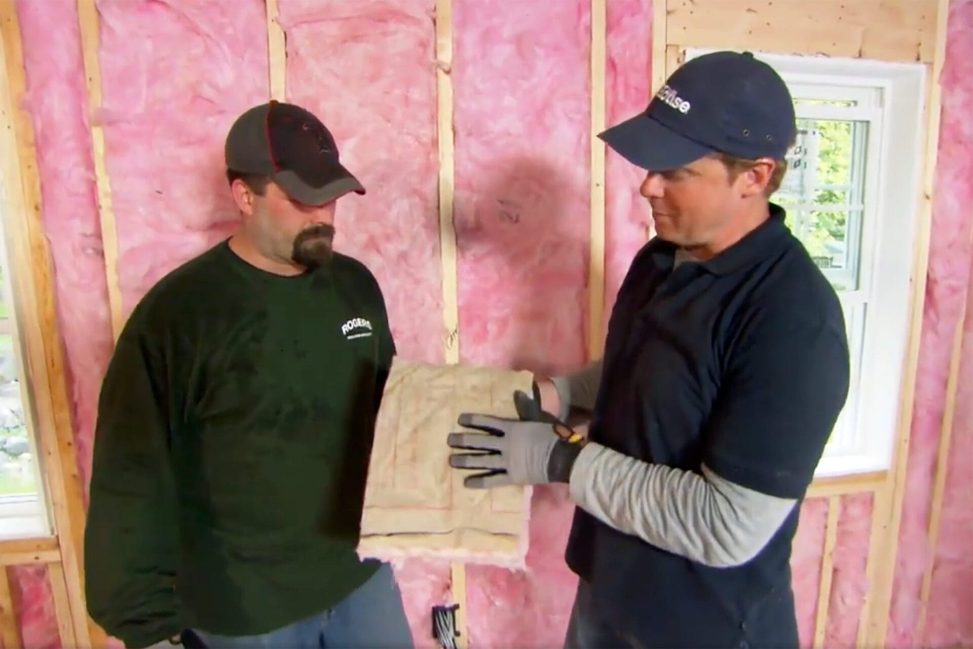 install_fiberglass_insulation