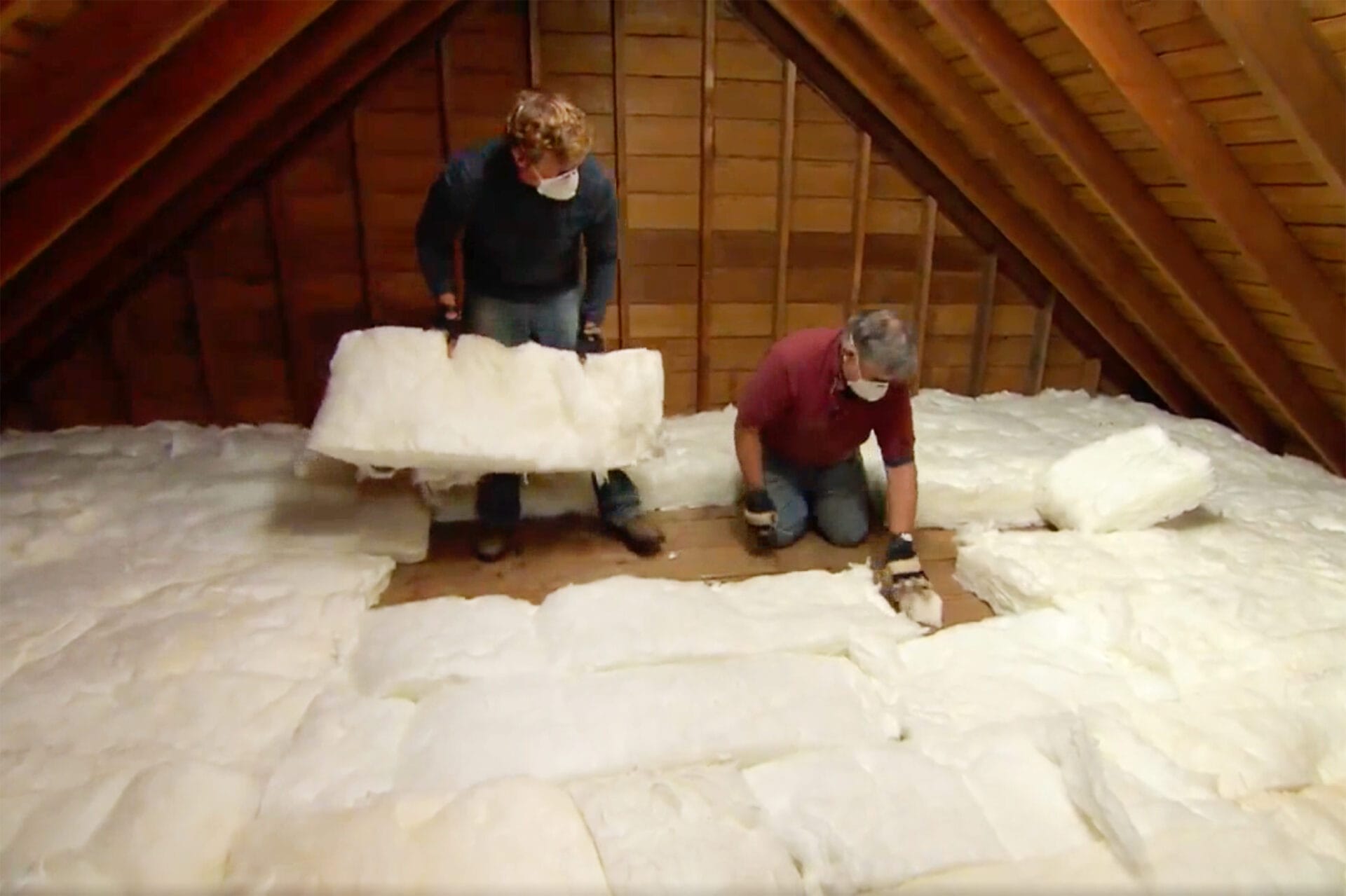 insulate_attic_fiberglass