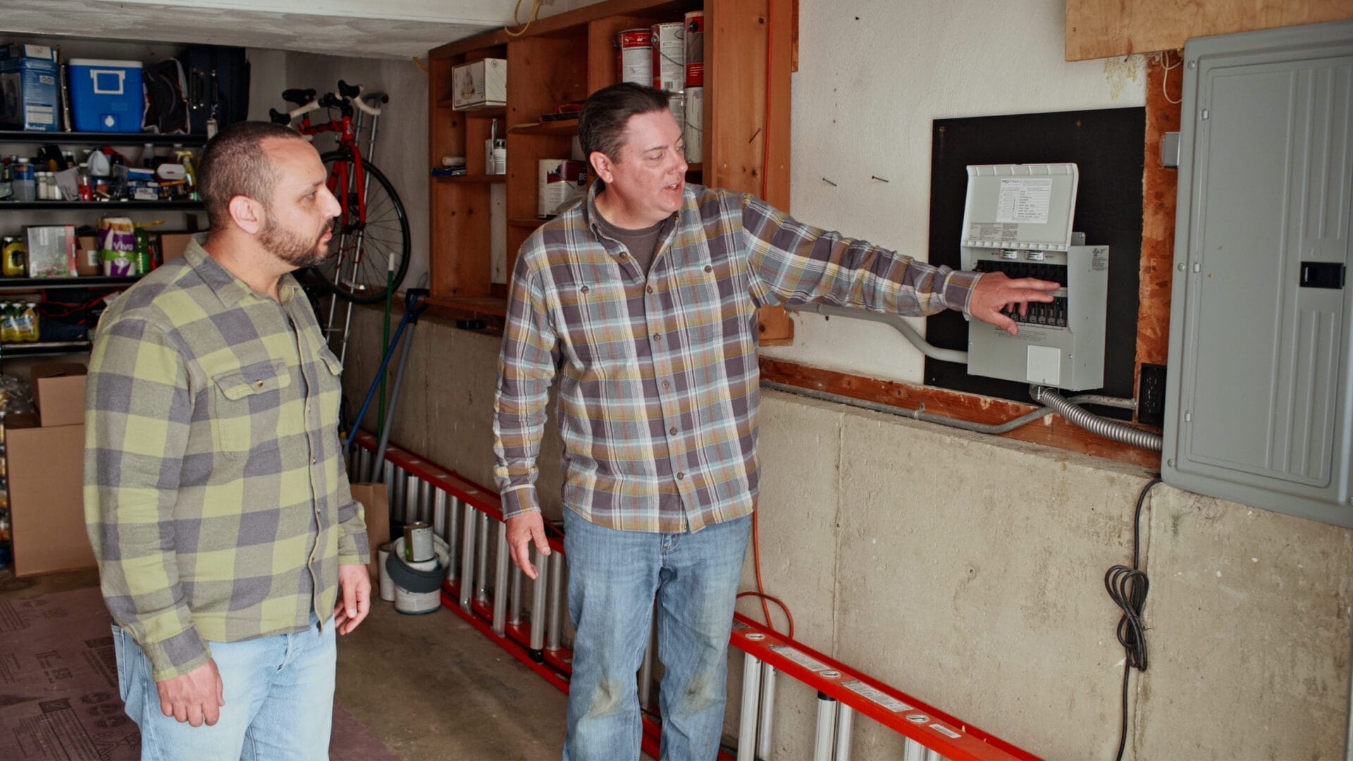 S22 E5: Heath Eastman installs a generator transfer switch