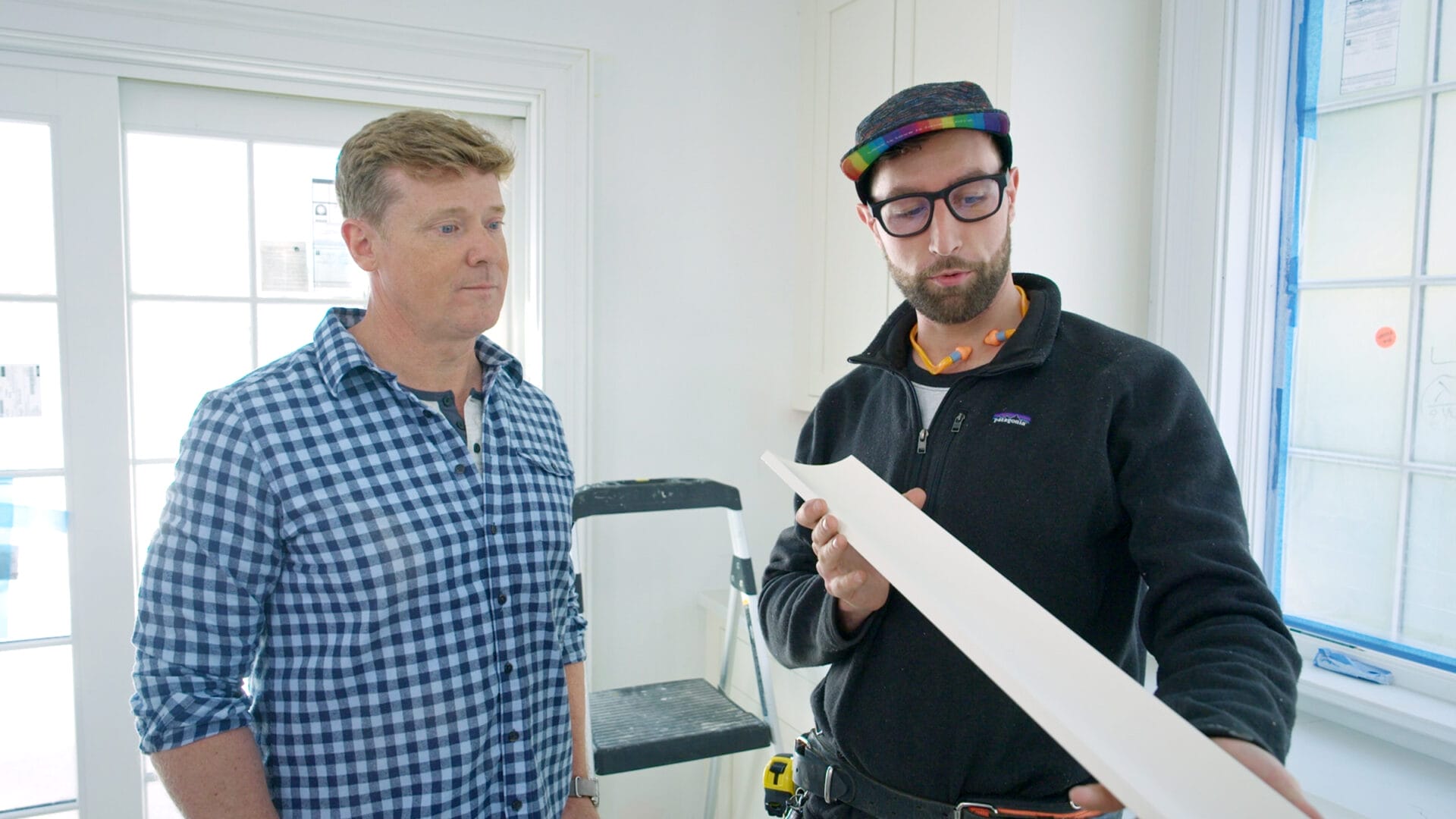 S45 E25: Zack Dettmore shows Kevin O'Connor the cabinet crown molding