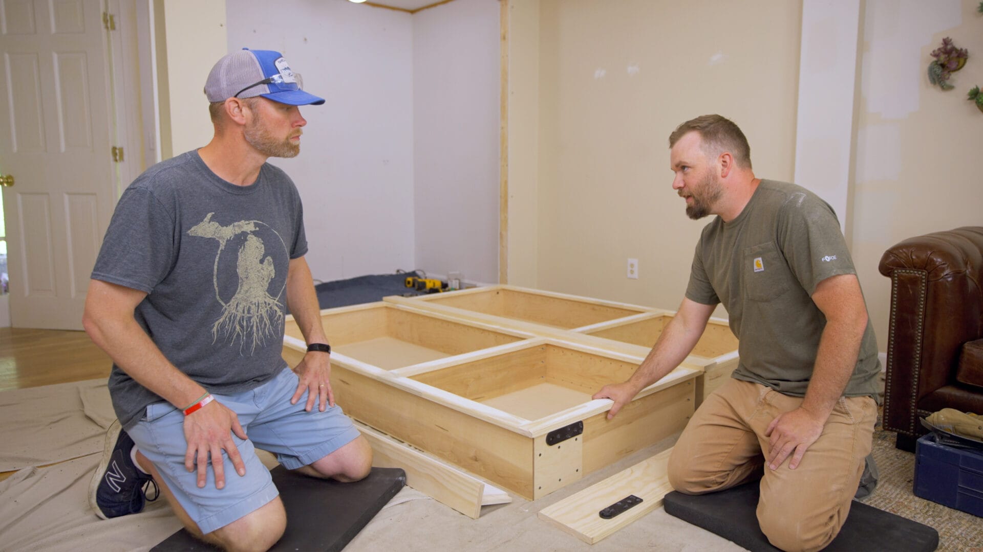 S24 E11: Nathan Gilbert installs a hidden door/bookshelf