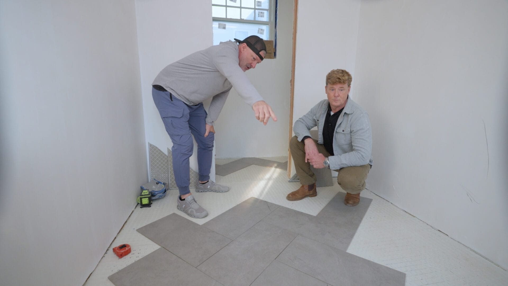 S47 E17: Mike O’Neil explains large-format tile installation to Kevin O'Connor
