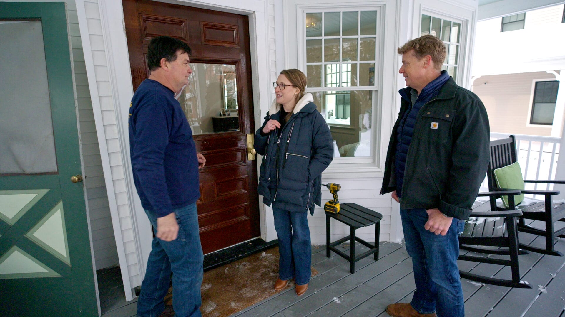 S47 E20: Charlie Silva hands the front door keys to the homeowner and Kevin O'Connor